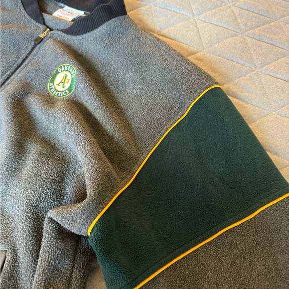 Oakland Athletics Fleece jacket XXL - Picture 3 of 11